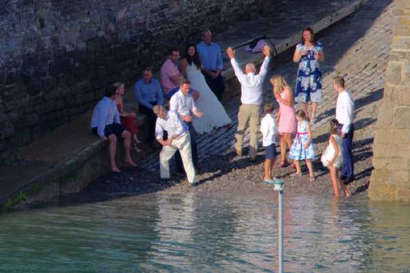 12 July 2019 - 18-50-44.jpg
A wedding reception at RDYC, so the bride and some guests took to the slipway for a few rounds of friendly Ducks and Drakes. Not competitive at all, you understand.
#DucksAndDrakesKingswear